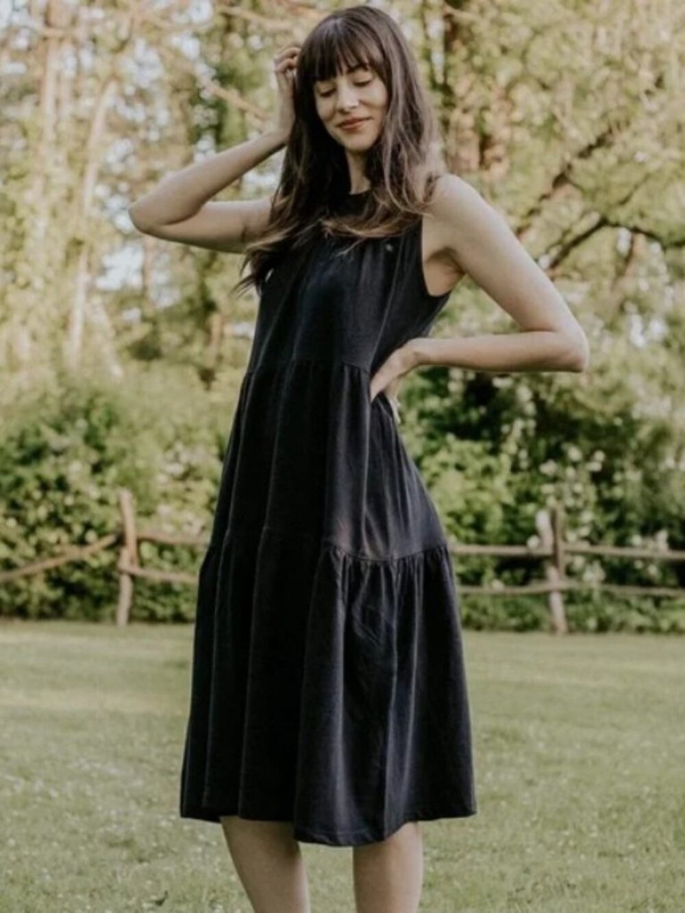 Everlane Dress XXS Black The Weekend Tiered Black Sleeveless Midi Minimalist